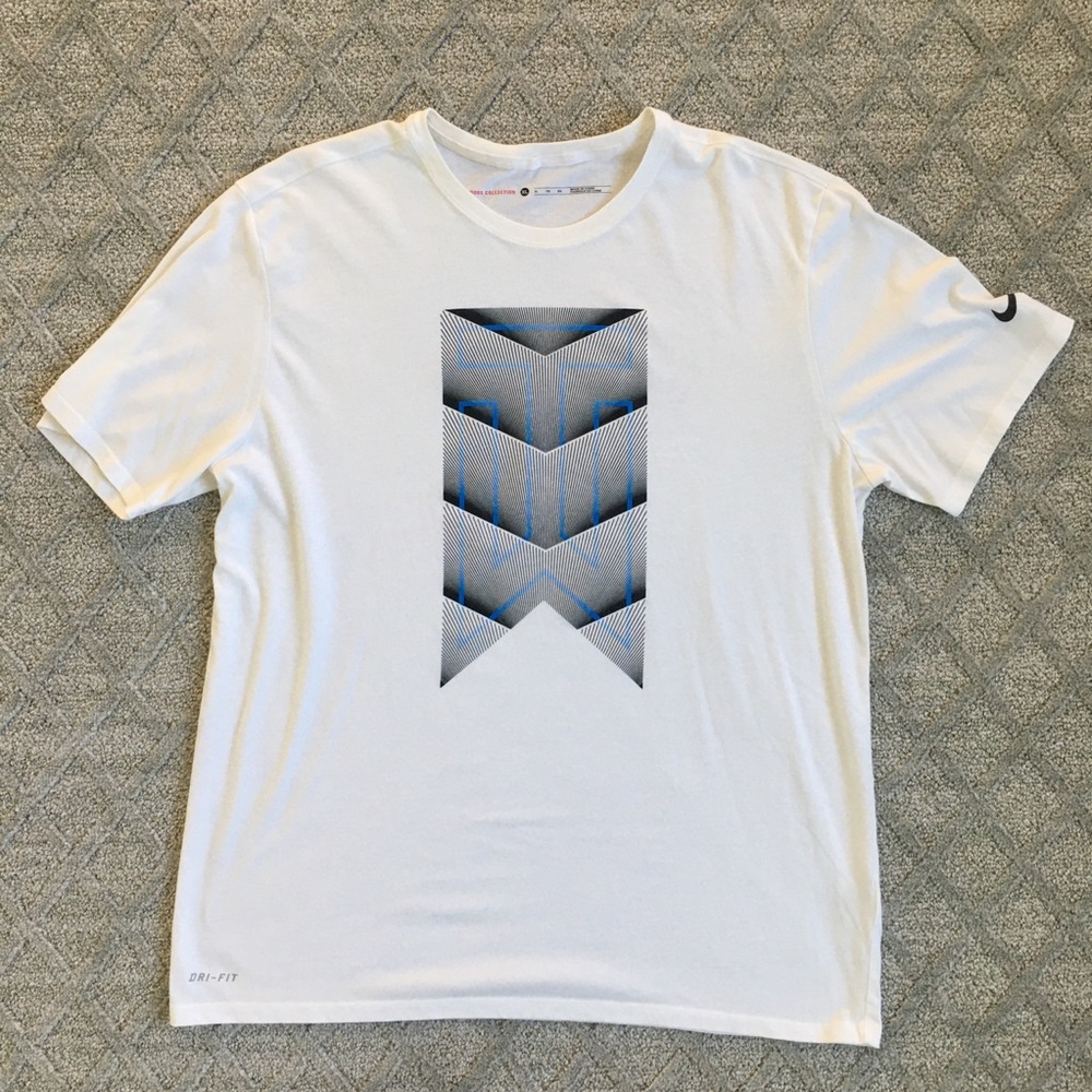 NIKE T SHIRT - TIGER WOODS COLLECTION
